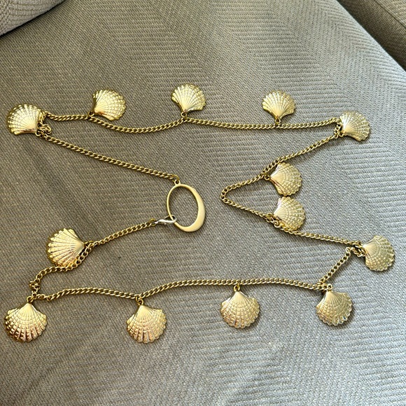Shell Body Chain - Picture 3 of 3